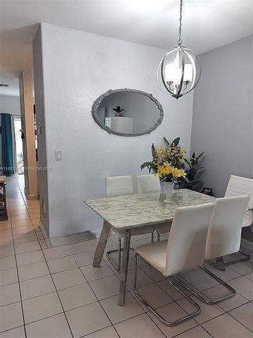 2755 SE 16th Avenue 100, Homestead, FL 33035
