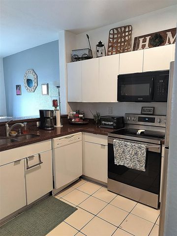 2755 SE 16th Avenue 100, Homestead, FL 33035