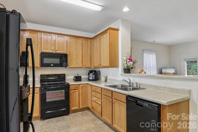 73 Foxtail Court, Hendersonville, NC 28792