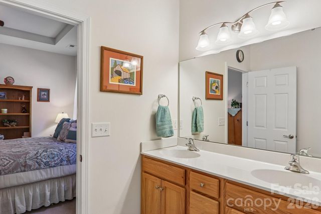 73 Foxtail Court, Hendersonville, NC 28792