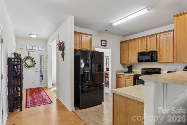73 Foxtail Court, Hendersonville, NC 28792
