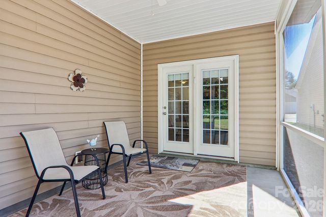 73 Foxtail Court, Hendersonville, NC 28792