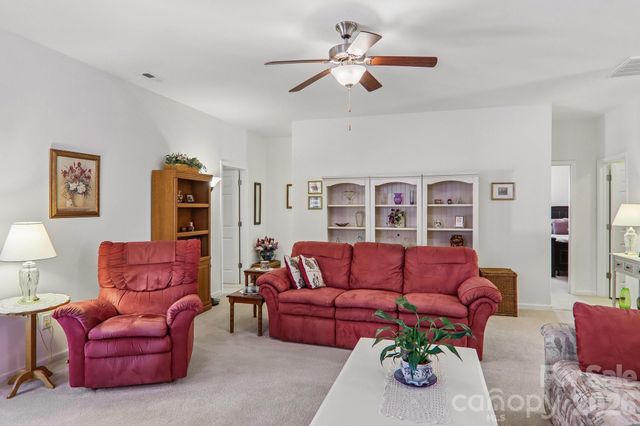 73 Foxtail Court, Hendersonville, NC 28792