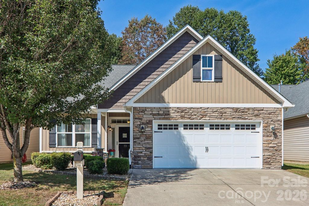 73 Foxtail Court, Hendersonville, NC 28792