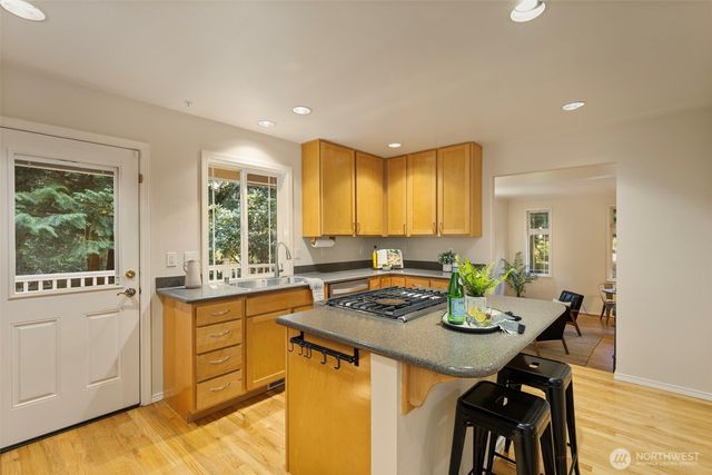 26702 Ohio Avenue NE, Kingston, WA 98346