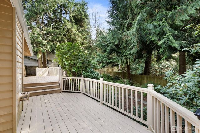 26702 Ohio Avenue NE, Kingston, WA 98346