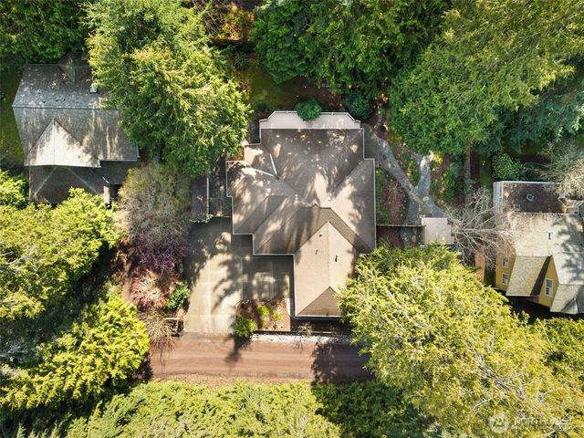 26702 Ohio Avenue NE, Kingston, WA 98346