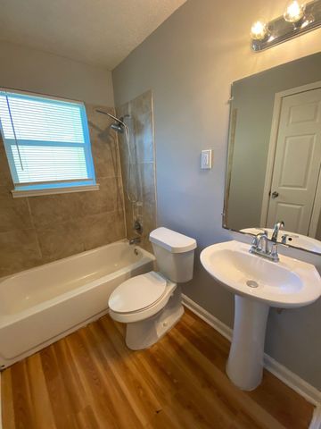 896 LEACREST AVE, Memphis, TN 38109