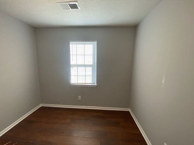 896 LEACREST AVE, Memphis, TN 38109