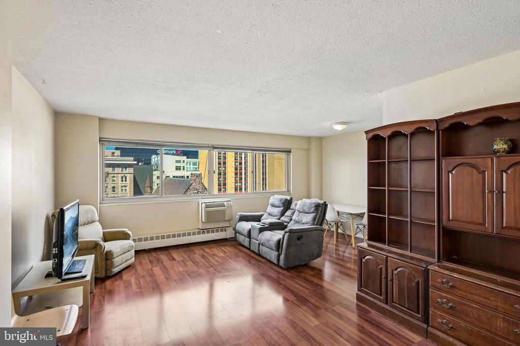 2101-17 CHESTNUT ST #817, PHILADELPHIA, PA 19103 — photo 2