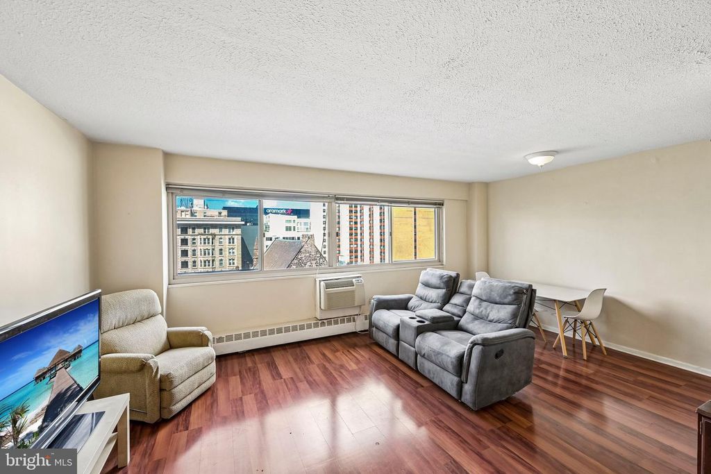 2101-17 CHESTNUT ST #817, PHILADELPHIA, PA 19103 — photo 3