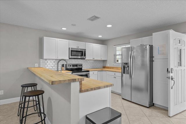 736-8 Kings Estate Rd., St Augustine, FL 32086