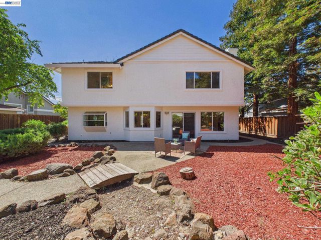 66 Sparrow St, Livermore, CA 94551