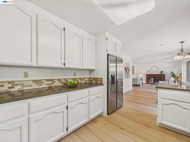 66 Sparrow St, Livermore, CA 94551