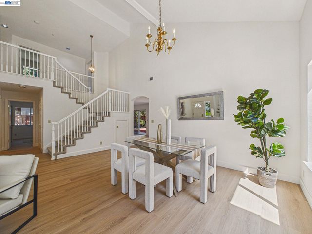 66 Sparrow St, Livermore, CA 94551