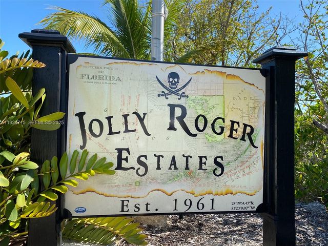 28560 Doubloon Rd, Big Pine, FL 33042