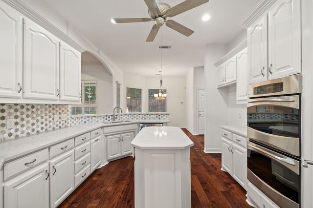 4909 Lakewood Drive, Colleyville, TX 76034