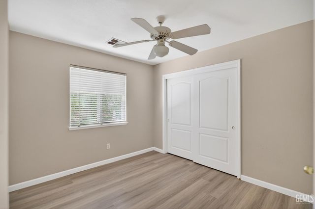 6710 Leaf Valley Drive, Bakersfield, CA 93313