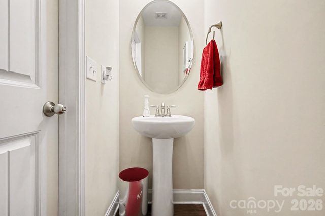 5021 El Molino Drive, Charlotte, NC 28214