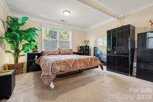 5021 El Molino Drive, Charlotte, NC 28214