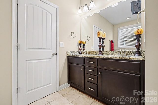 5021 El Molino Drive, Charlotte, NC 28214