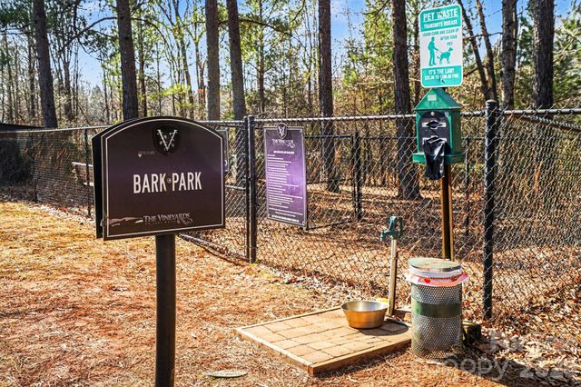 5021 El Molino Drive, Charlotte, NC 28214