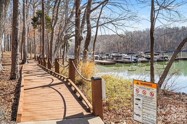 5021 El Molino Drive, Charlotte, NC 28214