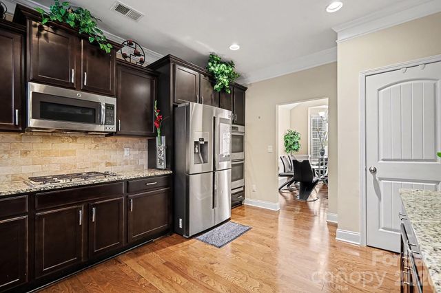 5021 El Molino Drive, Charlotte, NC 28214