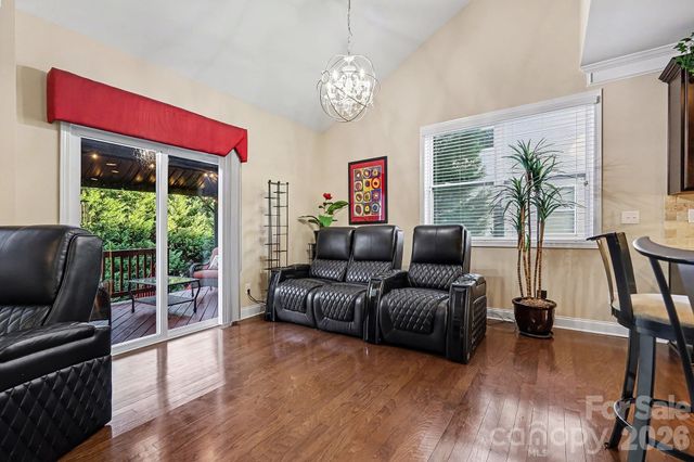 5021 El Molino Drive, Charlotte, NC 28214