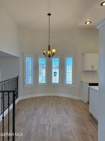 3045 WOODHEAD Place, El Paso, TX 79938