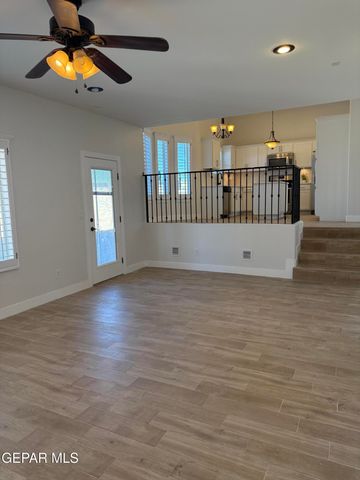 3045 WOODHEAD Place, El Paso, TX 79938