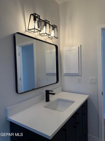 3045 WOODHEAD Place, El Paso, TX 79938