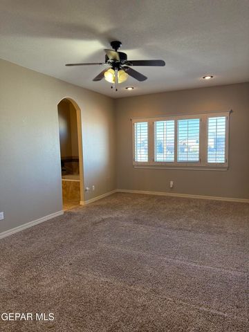 3045 WOODHEAD Place, El Paso, TX 79938