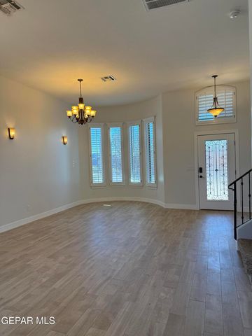 3045 WOODHEAD Place, El Paso, TX 79938