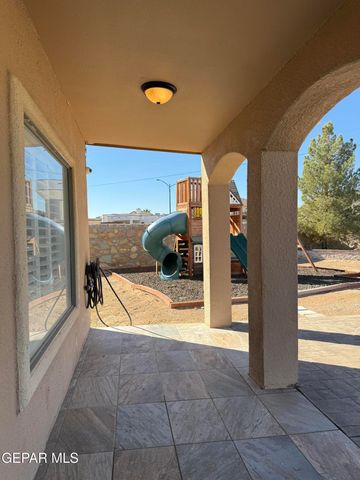 3045 WOODHEAD Place, El Paso, TX 79938