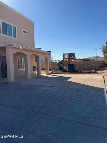 3045 WOODHEAD Place, El Paso, TX 79938