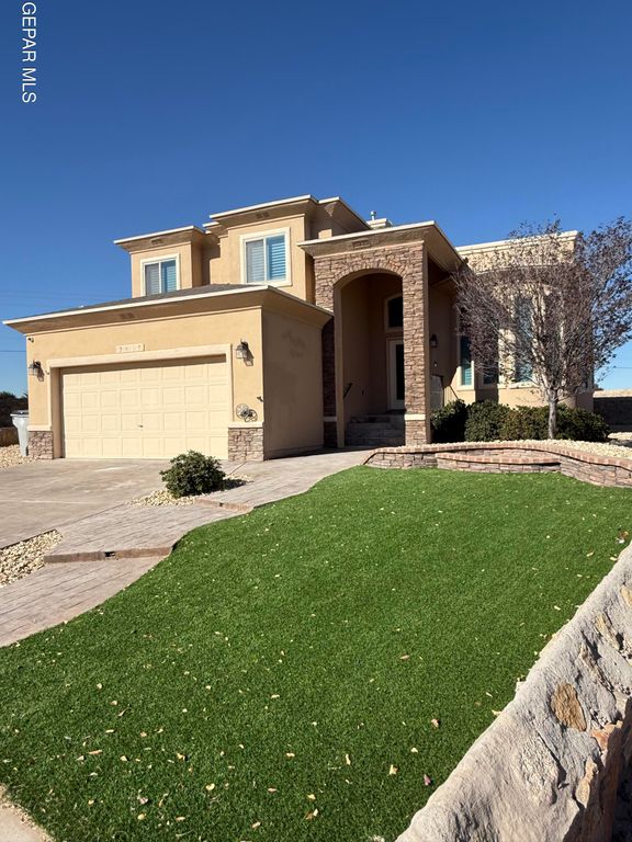 3045 WOODHEAD Place, El Paso, TX 79938