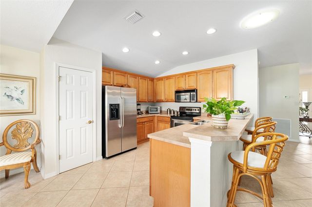 8671 SE 133RD STREET, Summerfield, FL 34491