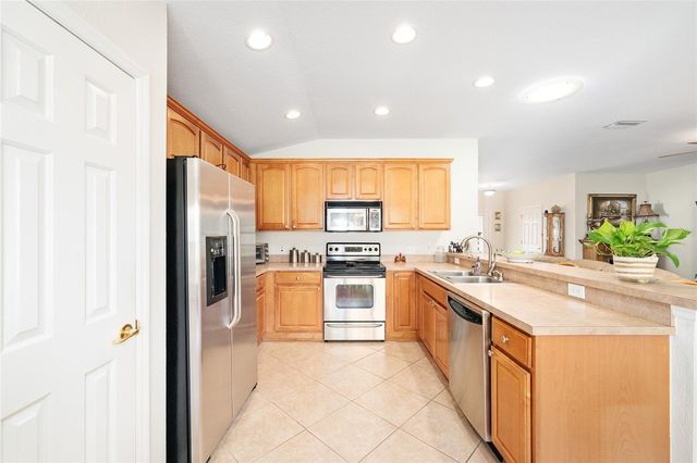 8671 SE 133RD STREET, Summerfield, FL 34491