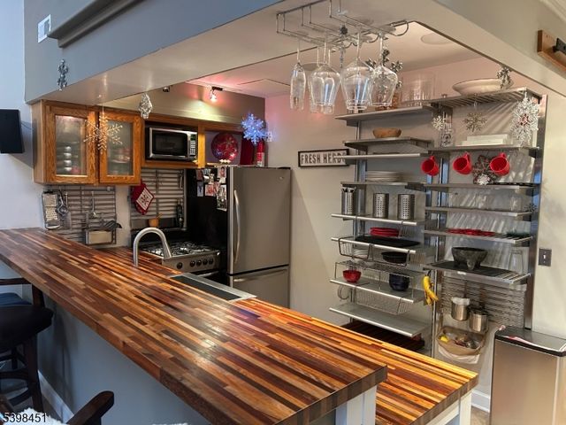 2 Winter Park Dr 6, Vernon Twp., NJ 07462