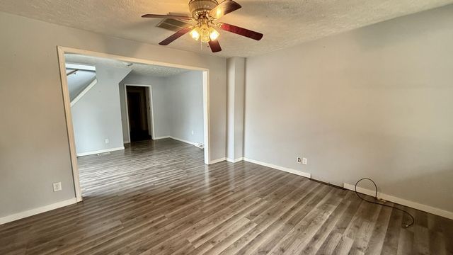 2308 AVENUE B, Council Bluffs, IA 51501