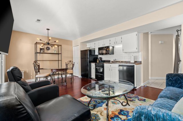 550 Abby Lane 3, Branson, MO 65616