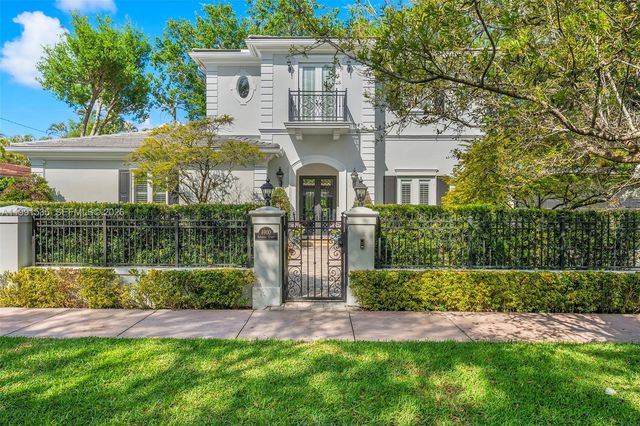 6900 Altamira St, Coral Gables, FL 33146
