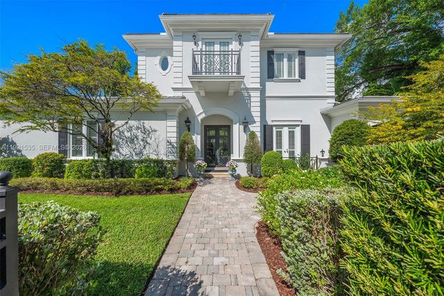 6900 Altamira St, Coral Gables, FL 33146