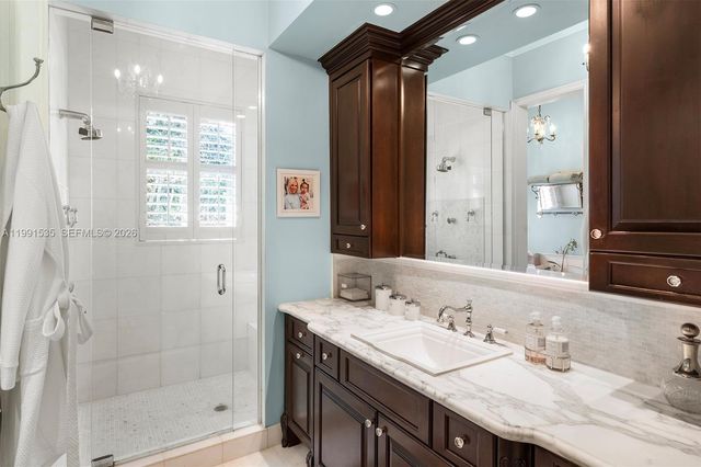 6900 Altamira St, Coral Gables, FL 33146