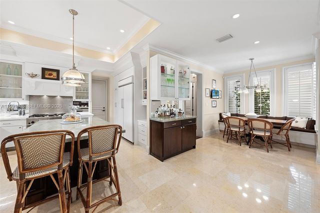 6900 Altamira St, Coral Gables, FL 33146
