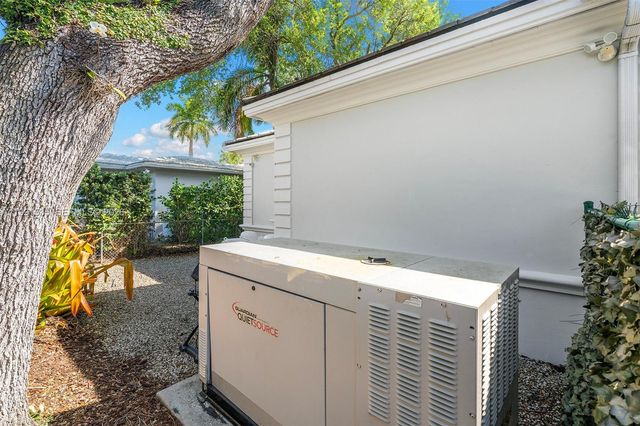 6900 Altamira St, Coral Gables, FL 33146