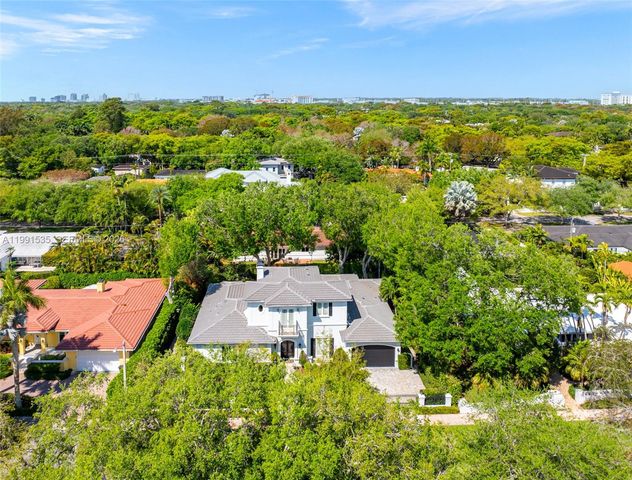 6900 Altamira St, Coral Gables, FL 33146