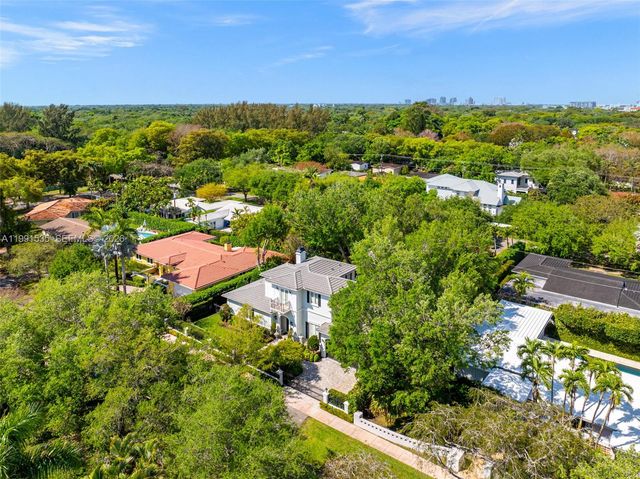 6900 Altamira St, Coral Gables, FL 33146