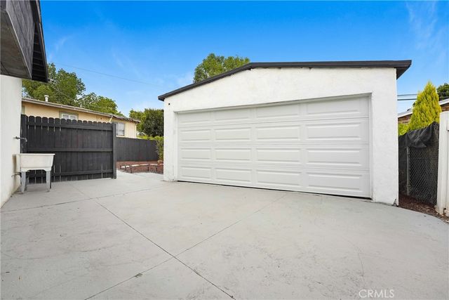 3918 Portola, Los Angeles, CA 90032